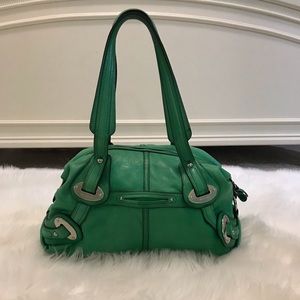 Women’s leather shoulder bag